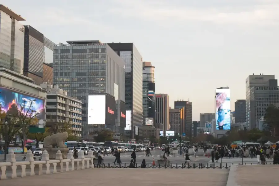 首爾市區商業大樓的天際線