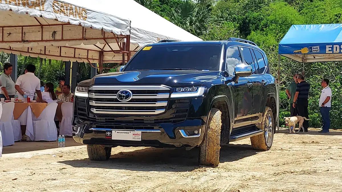 Toyota Land Cruiser LC300車款示意圖