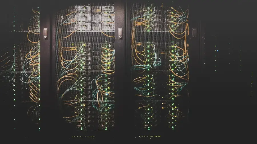 資料中心伺服器機房示意畫面