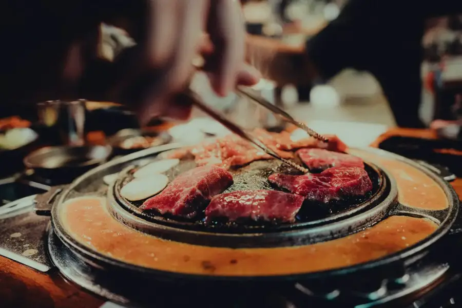 首爾三大烤肉囕盈豚插旗大巨蛋！9月開幕日期、地點與招牌菜整理