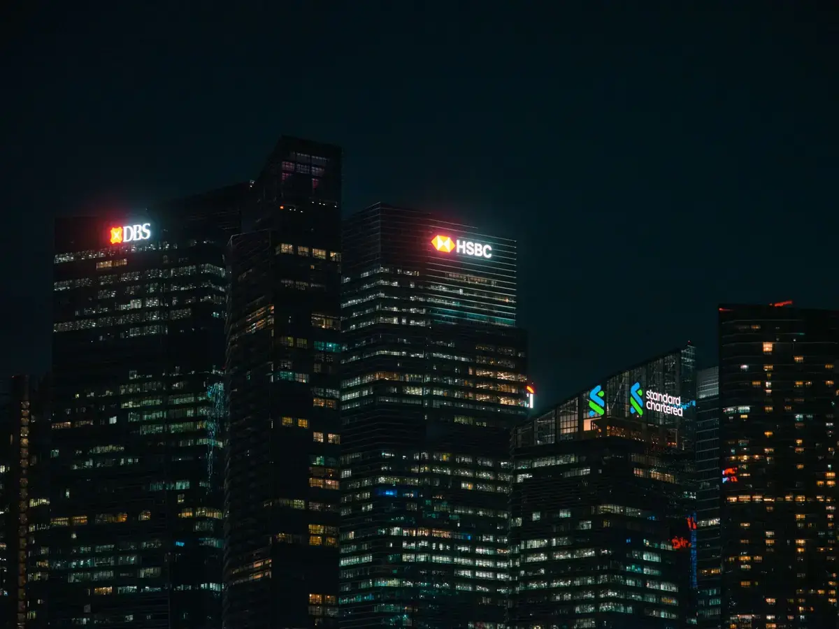 銀行辦公空間示意圖（非事發現場，示意圖）