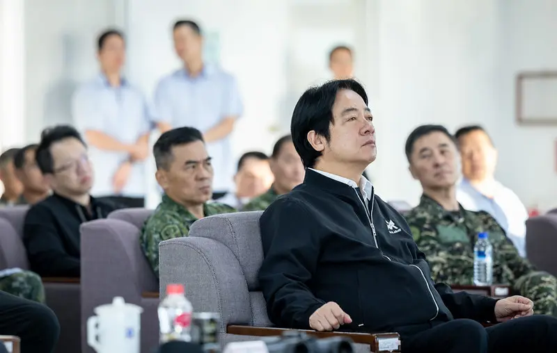 賴清德總統在屏東視導三軍聯合精準飛彈射擊